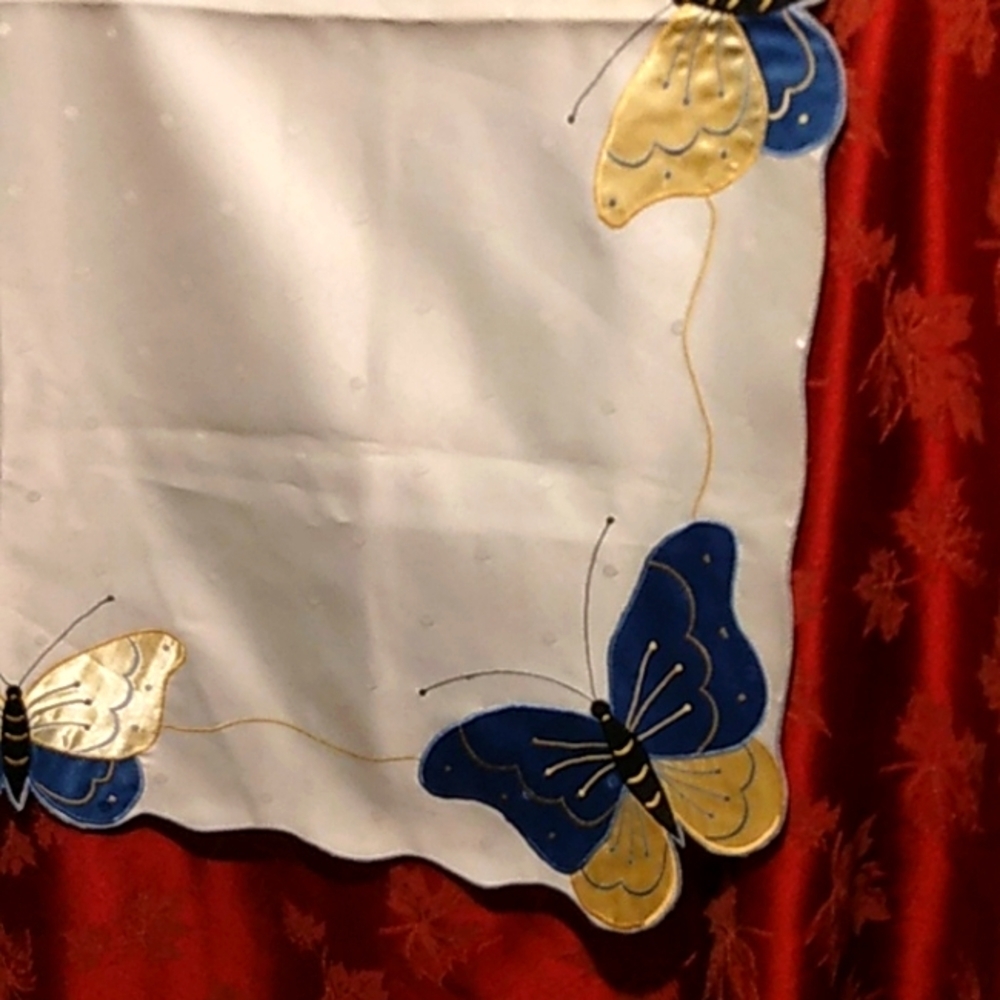 Granny Core VTG Table topper